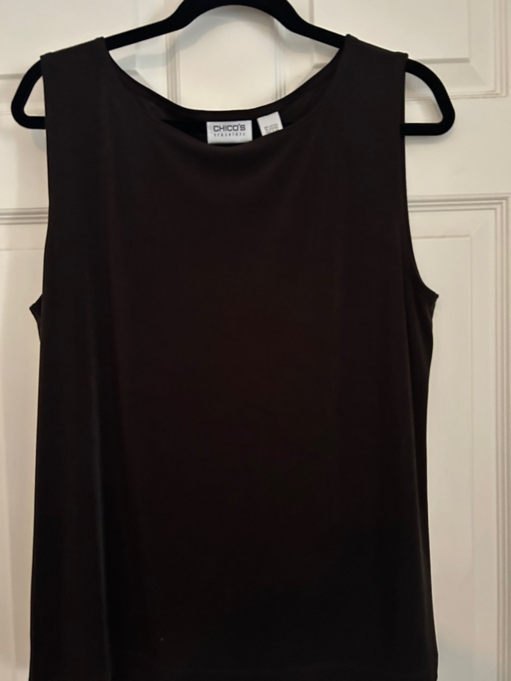 Chico's Black Sleeveless Tank Top travelers material